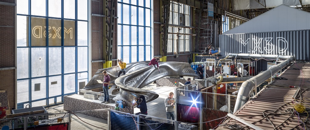 The World’s Largest 3D-Printed Steel Bridge Is Built by Robots in 6 Months The World’s Largest 3D-Printed Steel Bridge Is Built by Robots in 6 Months