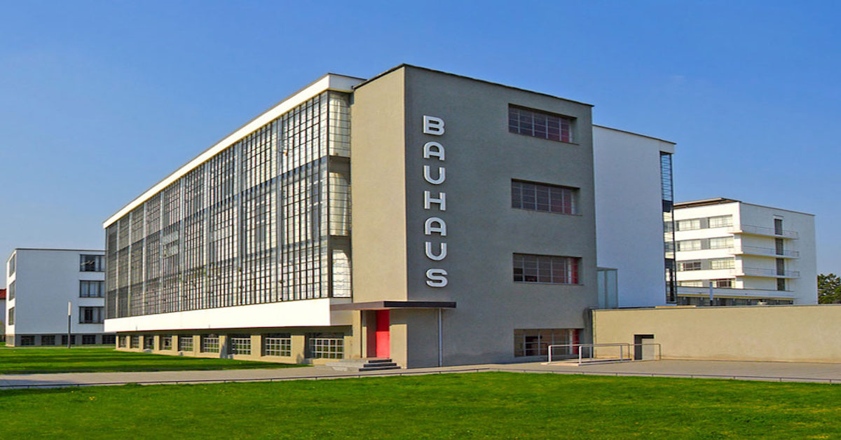 Google Doodle Celebrates 100 Year Anniversary of The Bauhaus Google Doodle Celebrates 100 Year Anniversary of The Bauhaus