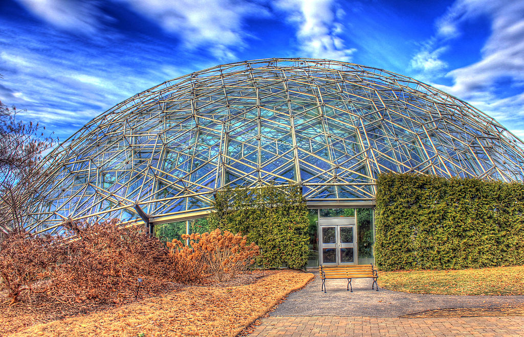 25 Glass Houses, Domes, and Other Incredible Glass Constructions Around the World 25 Glass Houses, Domes, and Other Incredible Glass Constructions Around the World