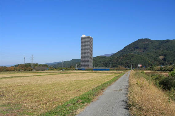 Fast Fashion Mogul Builds Western Europe's Tallest Tower in The Middle of Nowhere Fast Fashion Mogul Builds Western Europe's Tallest Tower in The Middle of Nowhere