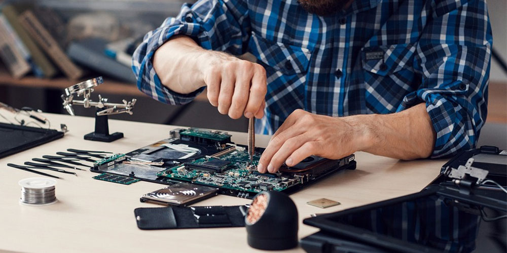 hardware engineer