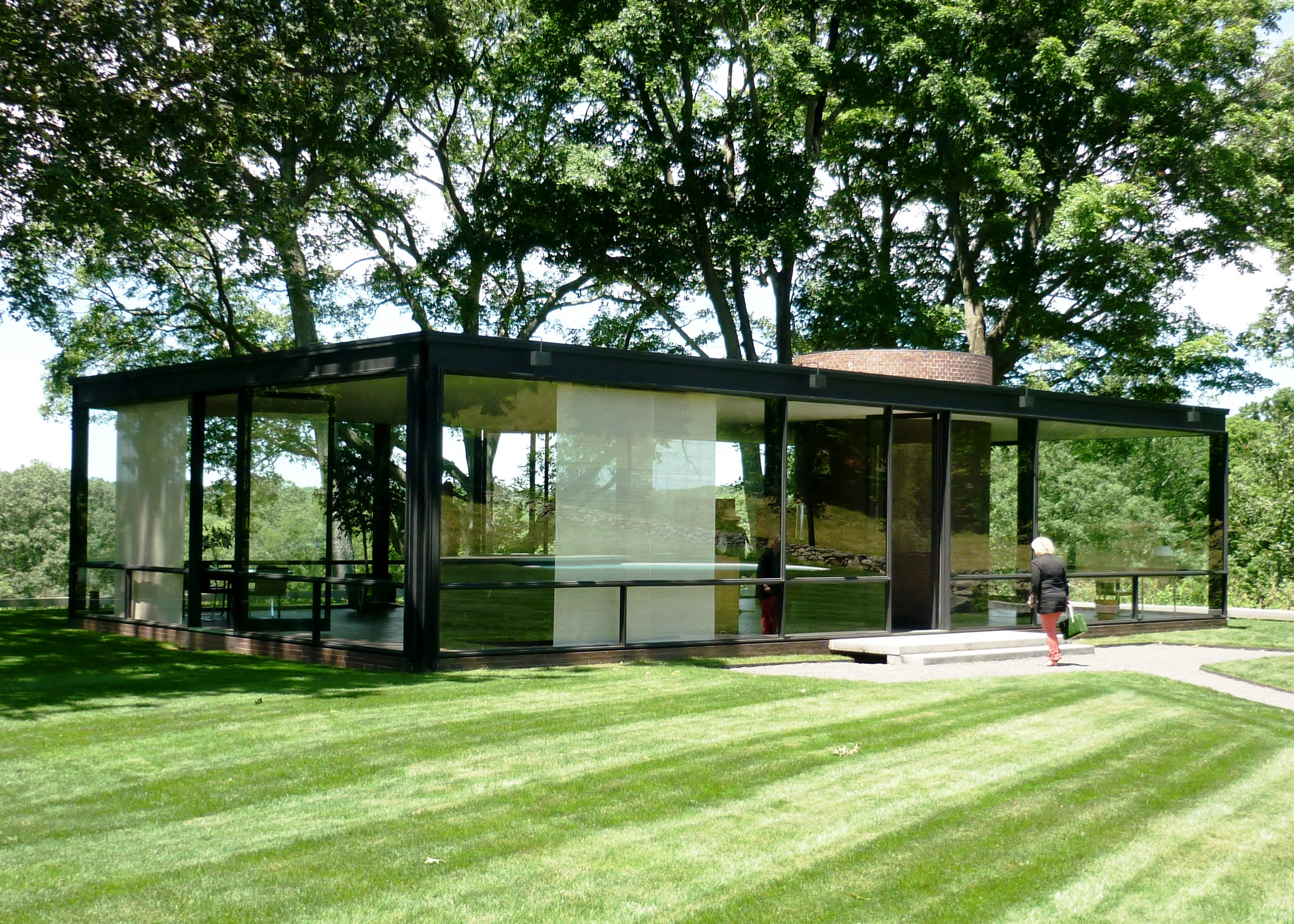 25 Glass Houses, Domes, and Other Incredible Glass Constructions Around the World 25 Glass Houses, Domes, and Other Incredible Glass Constructions Around the World