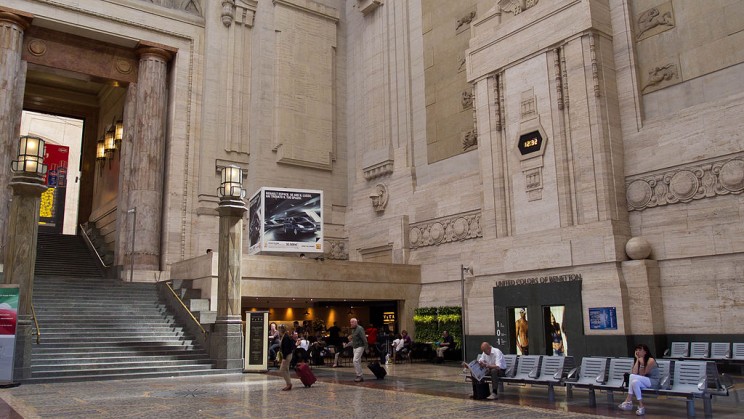 21 Of the Most Stunning Train Stations Around the World 21 Of the Most Stunning Train Stations Around the World