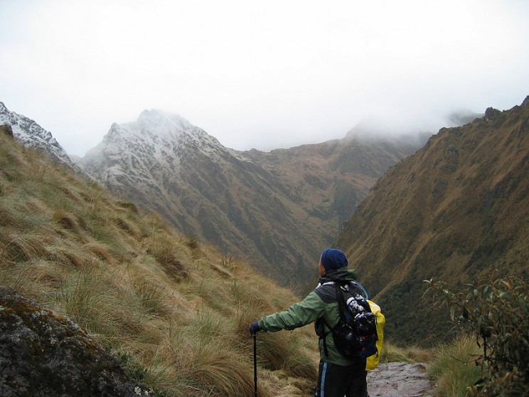 30 Apps, Gadgets, and Items You Need For Your Backpacking Adventure