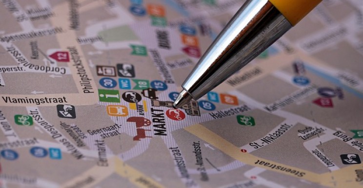 30 Apps, Gadgets, and Items You Need For Your Backpacking Adventure