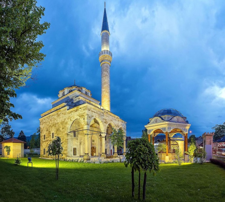 There’s Still Hope: 9 Destroyed and Rebuilt Heritage Buildings in Europe