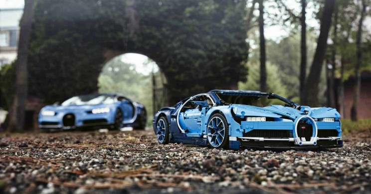 Life-Sized, Drivable Lego Bugatti Created Using Over One Million Pieces Life-Sized, Drivable Lego Bugatti Created Using Over One Million Pieces