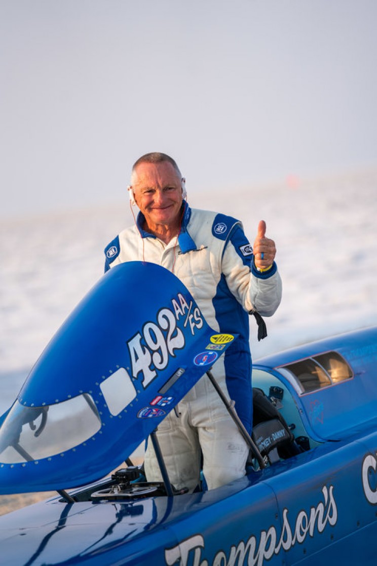 50-Year-Old Streamliner Set the New World Land Speed Record of 722.1 km/h