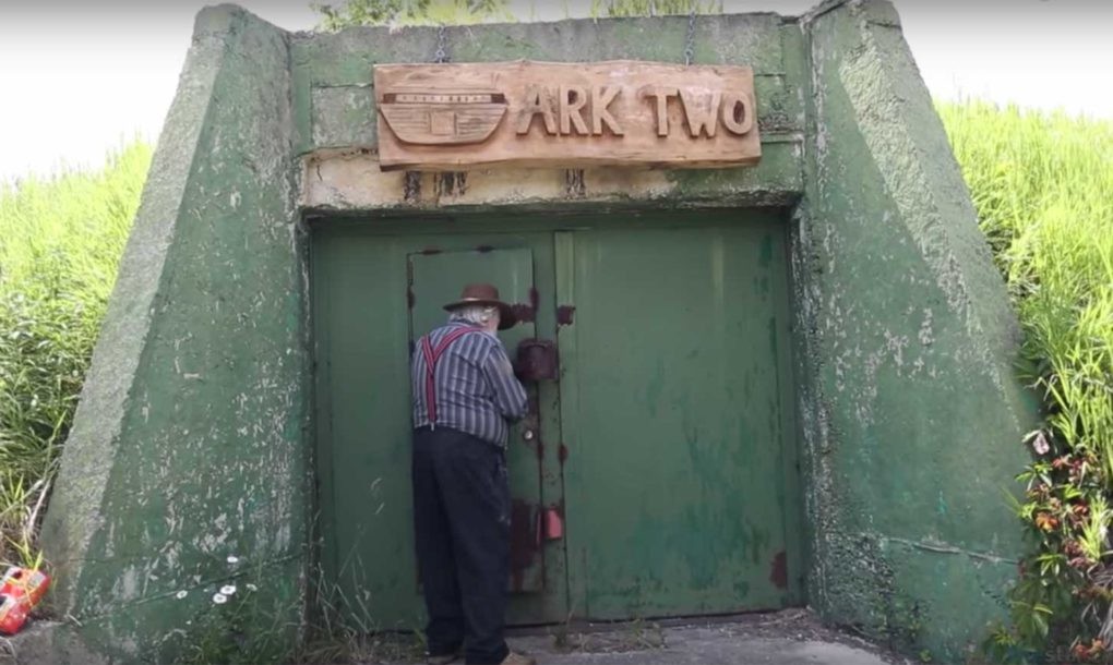 This Nuclear Fallout Bunker Is Composed of 42 School Buses Buried Underground This Nuclear Fallout Bunker Is Composed of 42 School Buses Buried Underground