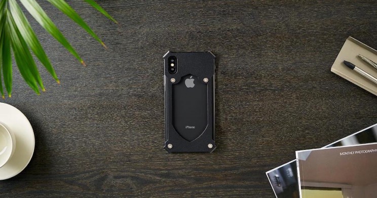 Military Grade Phone Case Protects and Charges Premium Smartphones