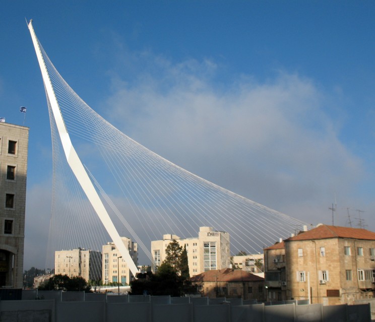 10 Extraordinary Neofuturistic Bridge Designs