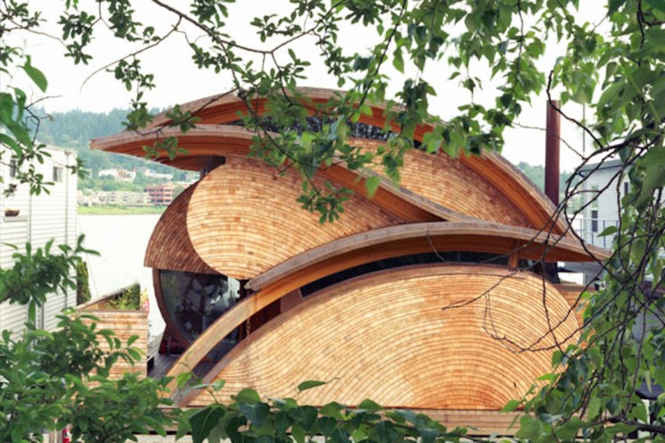 7 Floating Homes To Help You Escape The Holiday Rush 7 Floating Homes To Help You Escape The Holiday Rush