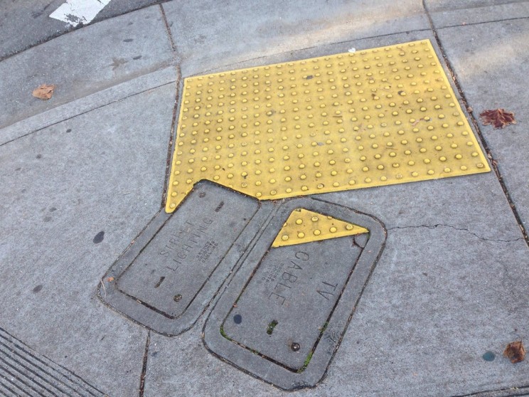 The 15 Best "Not My Job!" Images on the Internet