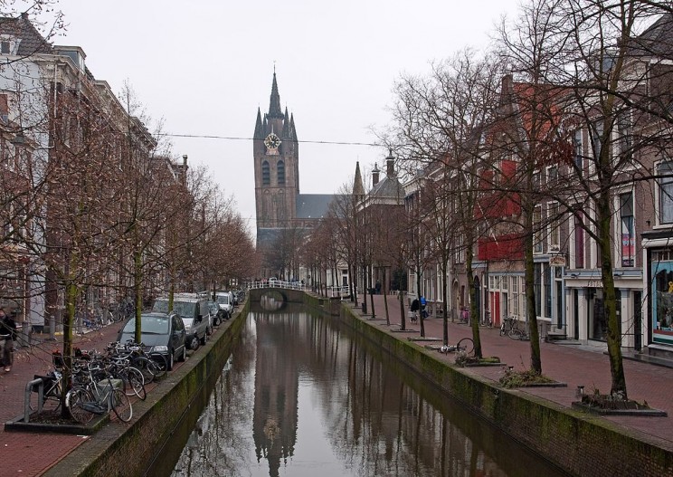 12 Tilting Towers From Across the Globe 12 Tilting Towers From Across the Globe