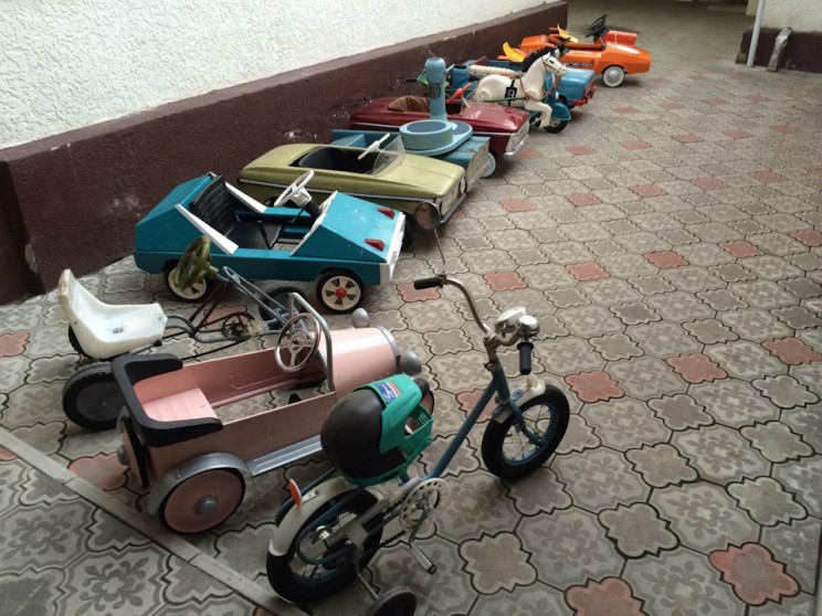 Old Russian Pedal Cars Undergo Brilliant Restoration Old Russian Pedal Cars Undergo Brilliant Restoration