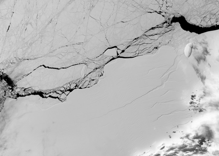 Timelapse Shows How This Trillion-Ton Iceberg Broke off Antarctica