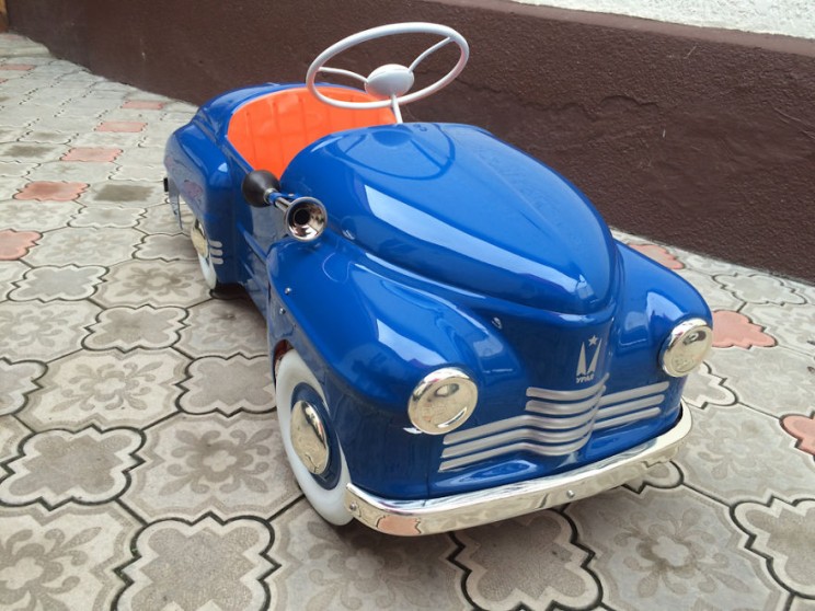 Old Russian Pedal Cars Undergo Brilliant Restoration Old Russian Pedal Cars Undergo Brilliant Restoration