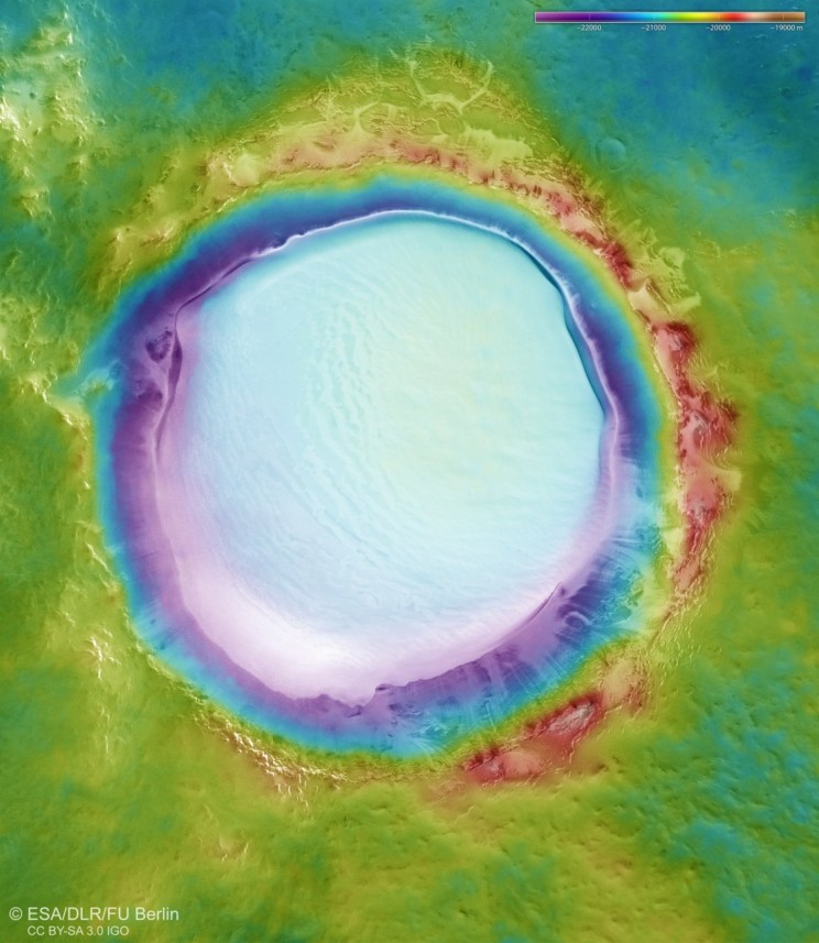 Martian Crater 'Decorates' for Holiday Season with Massive Patch of Fresh Ice