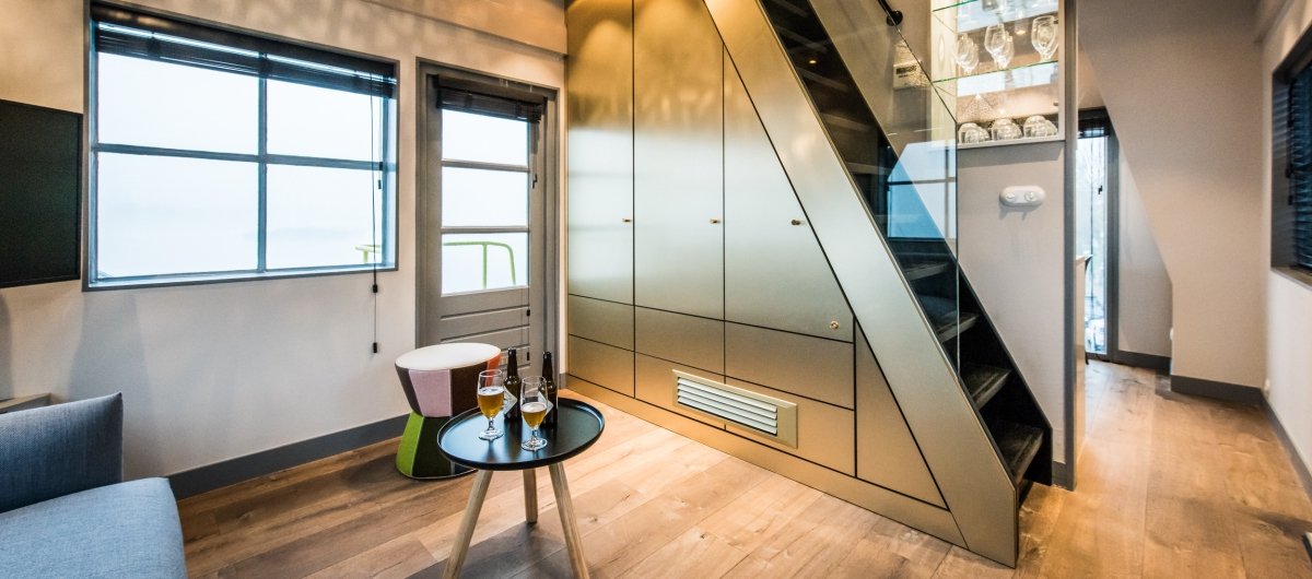 This Old Crane Is Converted into a Luxurious Two Bedroom Apartment This Old Crane Is Converted into a Luxurious Two Bedroom Apartment