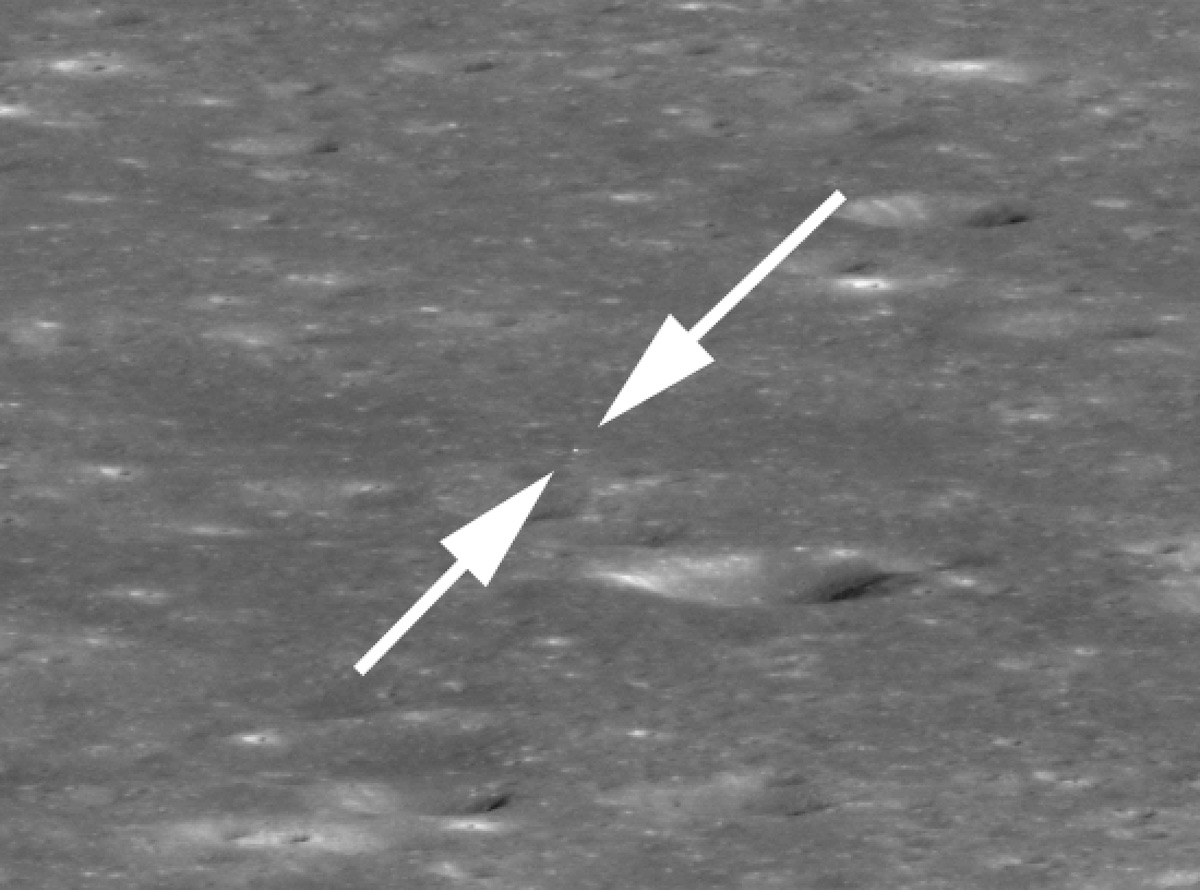 NASA Snaps Picture of Chang'e 4 Lander in a Crater on the Far Side of the Moon NASA Snaps Picture of Chang'e 4 Lander in a Crater on the Far Side of the Moon