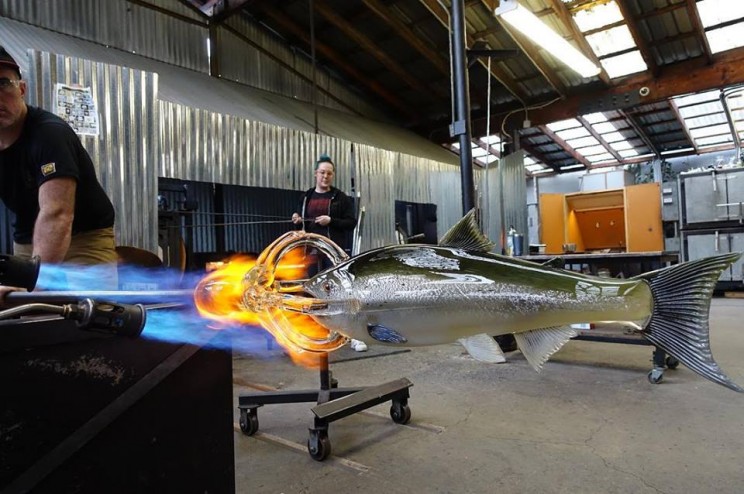 This Glass Artist Created a Sea Turtle Sculpture So Lifelike You'll Swear It's Real