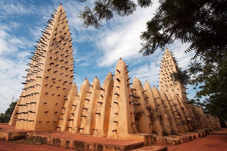 The Great Mosque of Djenné: The World's Largest Mud-Brick Structure