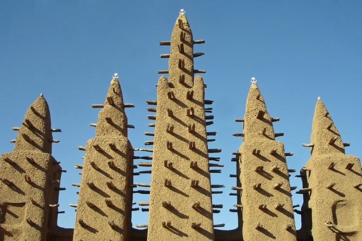 The Great Mosque of Djenné: The World's Largest Mud-Brick Structure The Great Mosque of Djenné: The World's Largest Mud-Brick Structure