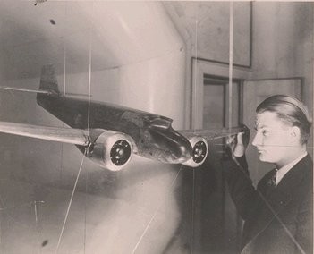 Kelly Johnson: Life of an Iconic Aeronautical Engineer Kelly Johnson: Life of an Iconic Aeronautical Engineer