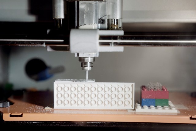 Researchers at MIT Use Lego to Build a Microlab for Fluid Experiments Researchers at MIT Use Lego to Build a Microlab for Fluid Experiments