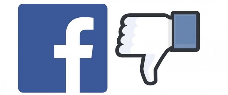 technology causes depression Facebook