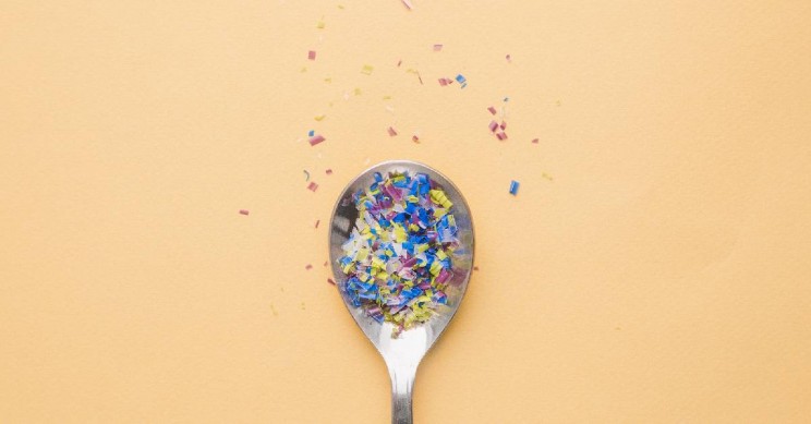 Nanocoating Technology Harnesses Sunlight to Degrade Microplastics