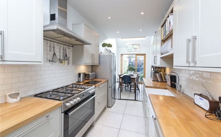 This 91-Inch-Wide Slim House in London is on the Market for $1.4 Million This 91-Inch-Wide Slim House in London is on the Market for $1.4 Million