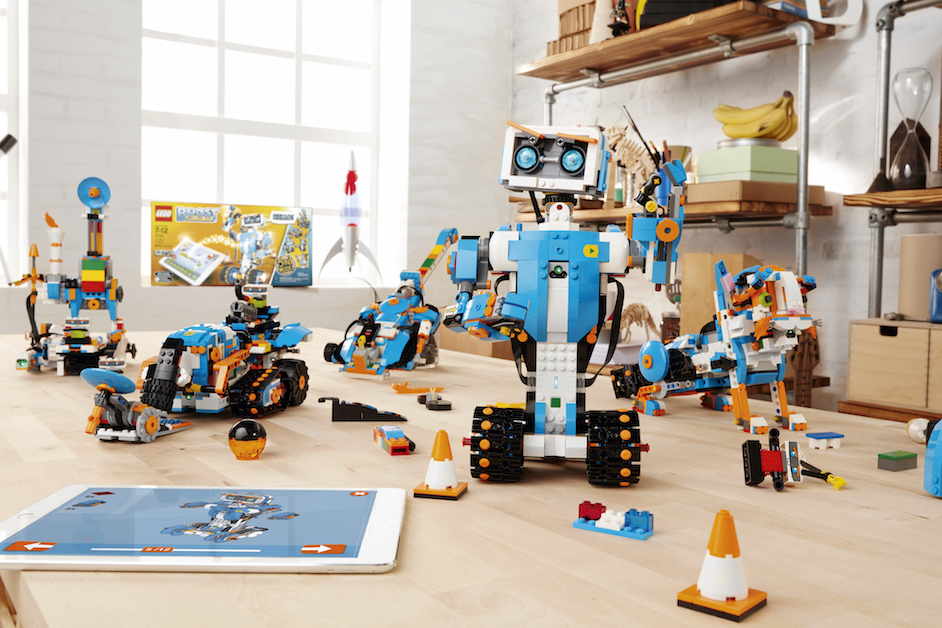 Master Builders: 13 More Facts That You Always Wanted to Know About LEGO Master Builders: 13 More Facts That You Always Wanted to Know About LEGO