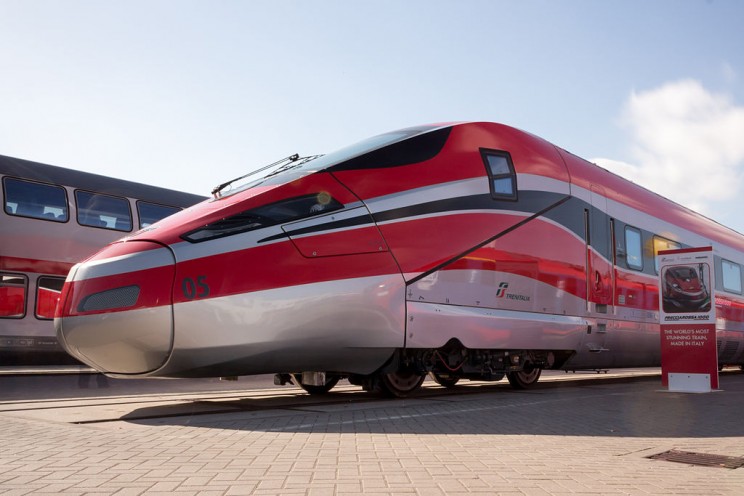Top 10 Most Performant High-Speed Rail Trains of the World Top 10 Most Performant High-Speed Rail Trains of the World