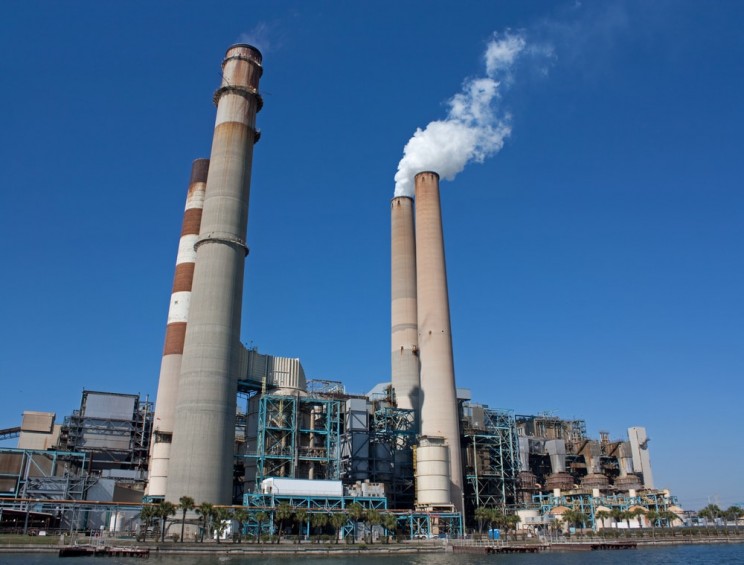 Traditional Energy is Struggling to Keep Up: General Electric Set to Lay Off 12,000 Workers in 2018 Traditional Energy is Struggling to Keep Up: General Electric Set to Lay Off 12,000 Workers in 2018