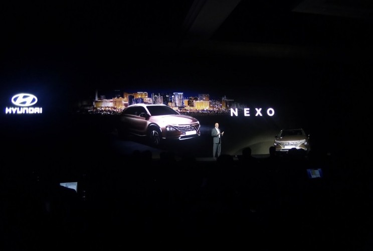 Hyundai Unveils Fuel Cell-Powered SUV with an Impressive Range of 370 Miles Hyundai Unveils Fuel Cell-Powered SUV with an Impressive Range of 370 Miles
