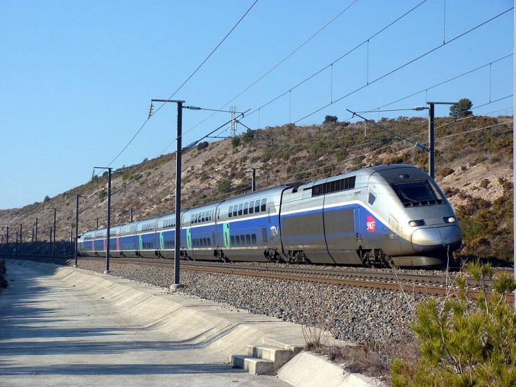 Top 10 Most Performant High-Speed Rail Trains of the World Top 10 Most Performant High-Speed Rail Trains of the World