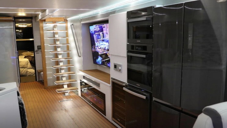9 Stunning Luxury Recreational Vehicles That Rival Most Homes 9 Stunning Luxury Recreational Vehicles That Rival Most Homes