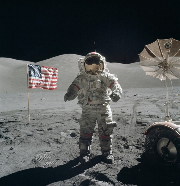 Trump Vows to Send US Astronauts to the Moon Again, Elon Musk Approves Trump Vows to Send US Astronauts to the Moon Again, Elon Musk Approves