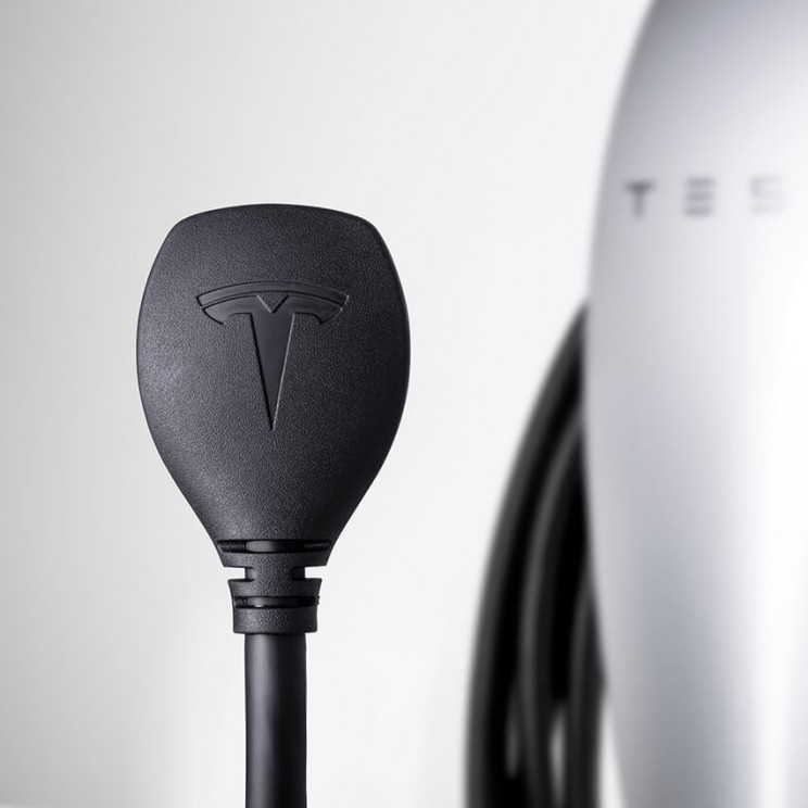 Tesla Launches Its First-Ever Portable Charging Station for $500 Tesla Launches Its First-Ever Portable Charging Station for $500