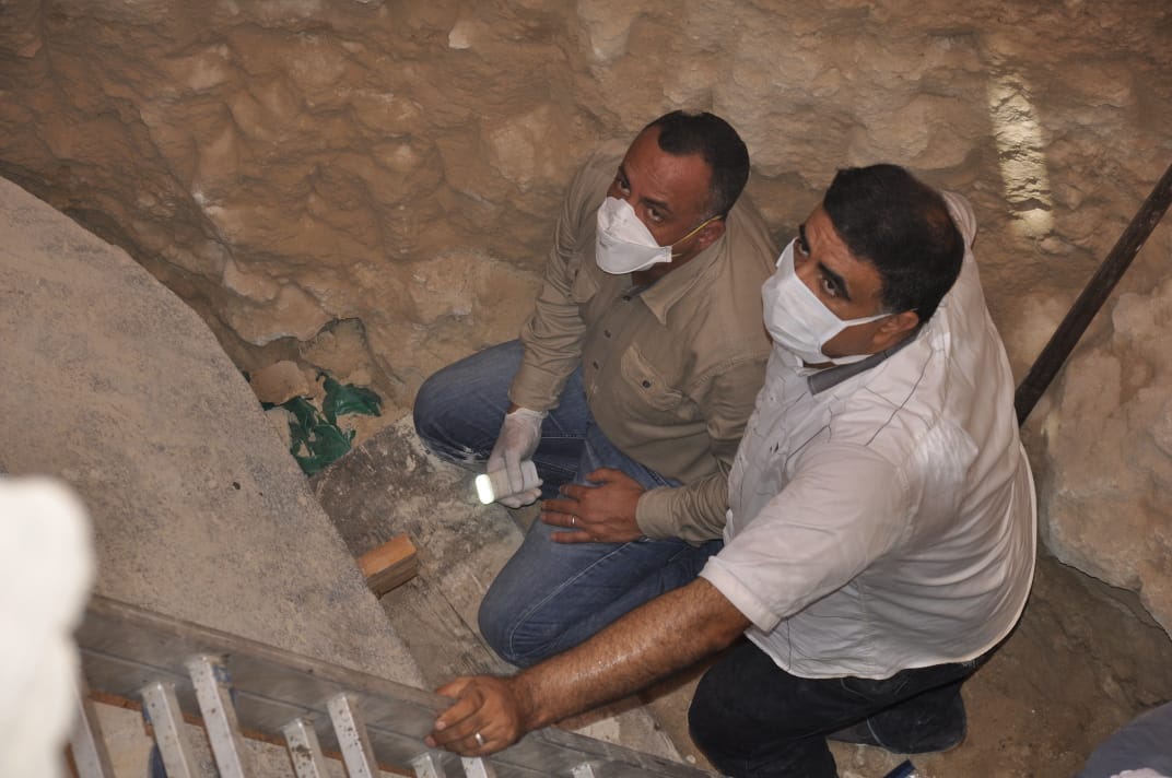 The 2000-Year-Old Sarcophagus Finally Opened Despite Hilarious Warning Tweets The 2000-Year-Old Sarcophagus Finally Opened Despite Hilarious Warning Tweets
