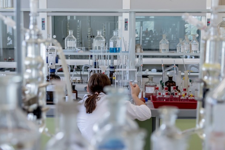 Is It Time to End Animal Testing?: How Technology Can Replace Animals