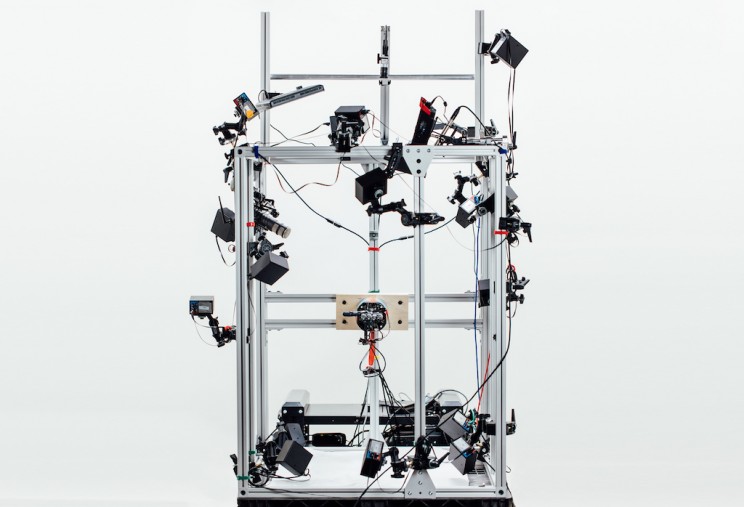 OpenAI's Robot Hand Learns to Handle Objects With Near Human-like Dexterity OpenAI's Robot Hand Learns to Handle Objects With Near Human-like Dexterity