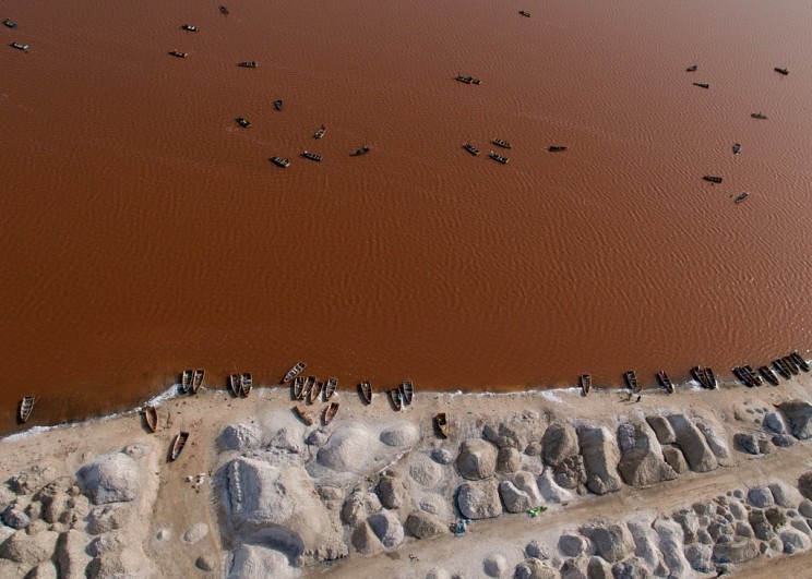 Lake Hillier: Australia's Pink Lake and the Story Behind It Lake Hillier: Australia's Pink Lake and the Story Behind It