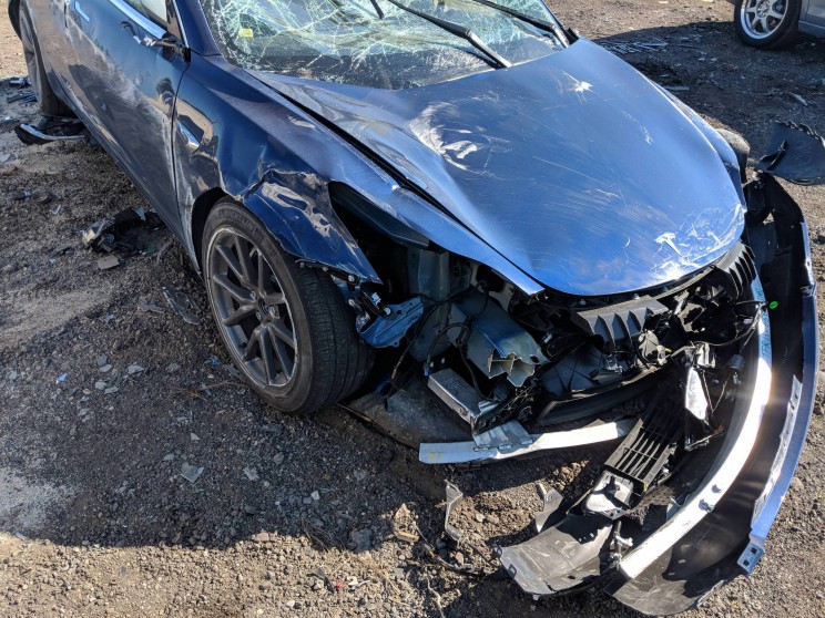 Model 3 Rolls Over In Wreck but Sustains 'Minimal' Damage