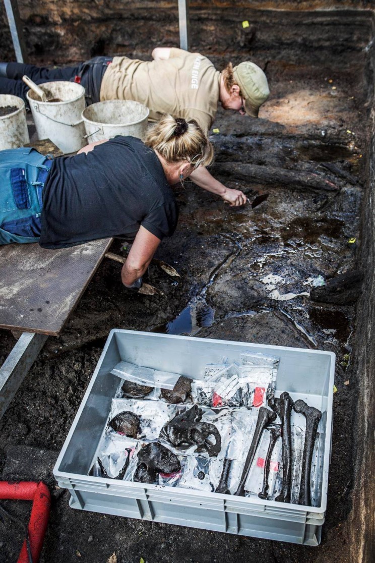 Archeologists Find Evidence of Extremely Violent Battle That Took Place 2000 Years Ago Archeologists Find Evidence of Extremely Violent Battle That Took Place 2000 Years Ago