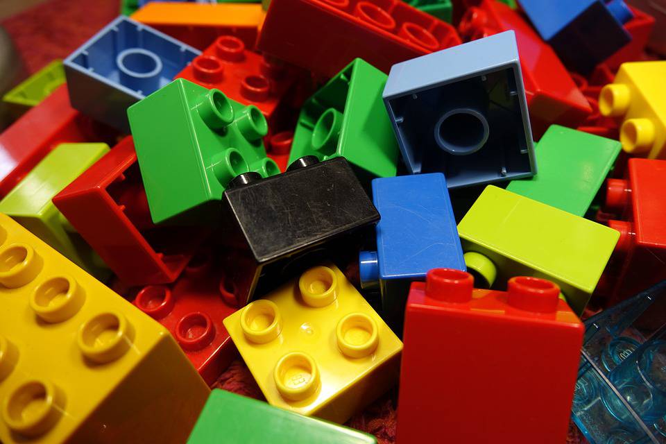13 Bioplastic Innovations That Might Save the Environment 13 Bioplastic Innovations That Might Save the Environment