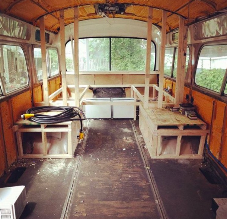 It Took 3 Years to Convert an Old Greyhound Bus into This Stunning Mobile Home It Took 3 Years to Convert an Old Greyhound Bus into This Stunning Mobile Home
