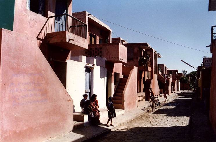 Balkrishna Doshi: The First Indian Pritzker Laureate and Visionary Architect Balkrishna Doshi: The First Indian Pritzker Laureate and Visionary Architect