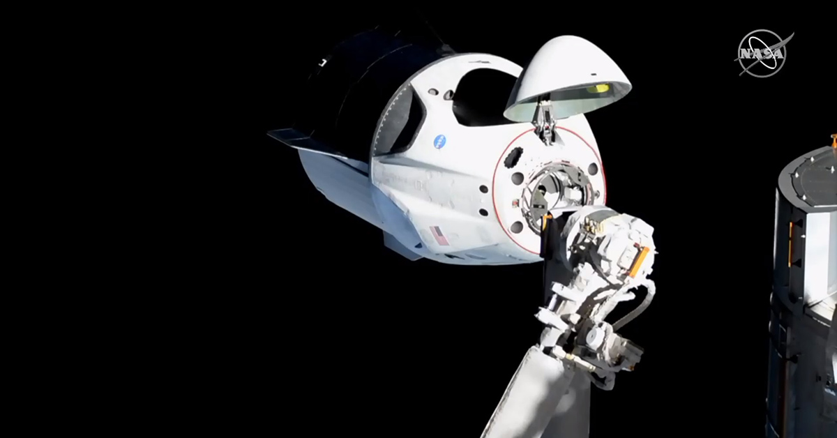 SpaceX-Dragon-Crew-Capsule-Docking SpaceX Dragon Crew Capsule Docking